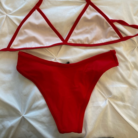 Red triangle bikini🔥 - Picture 2 of 2